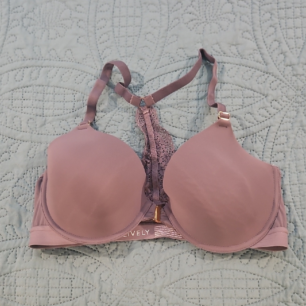 Lively Gray Lace Trim Bra with Molded Cups